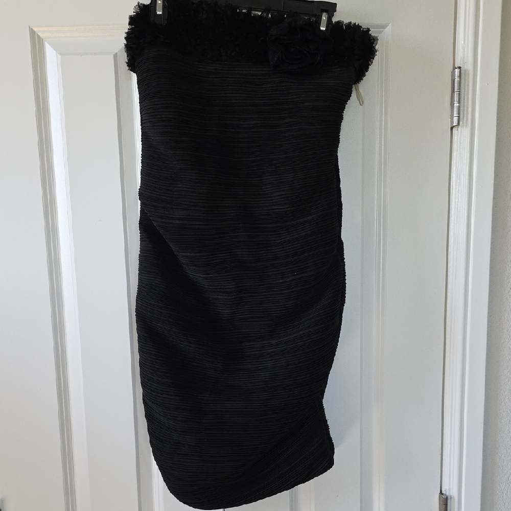 Black Ruffled Strapless Bodycon Dress NWOT
